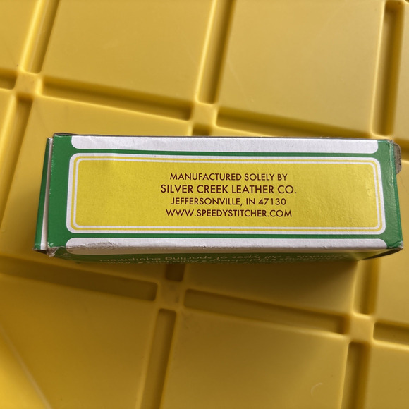 Vintage Speedy Stitcher Sewing Awl Kit Open Box - Picture 3 of 9